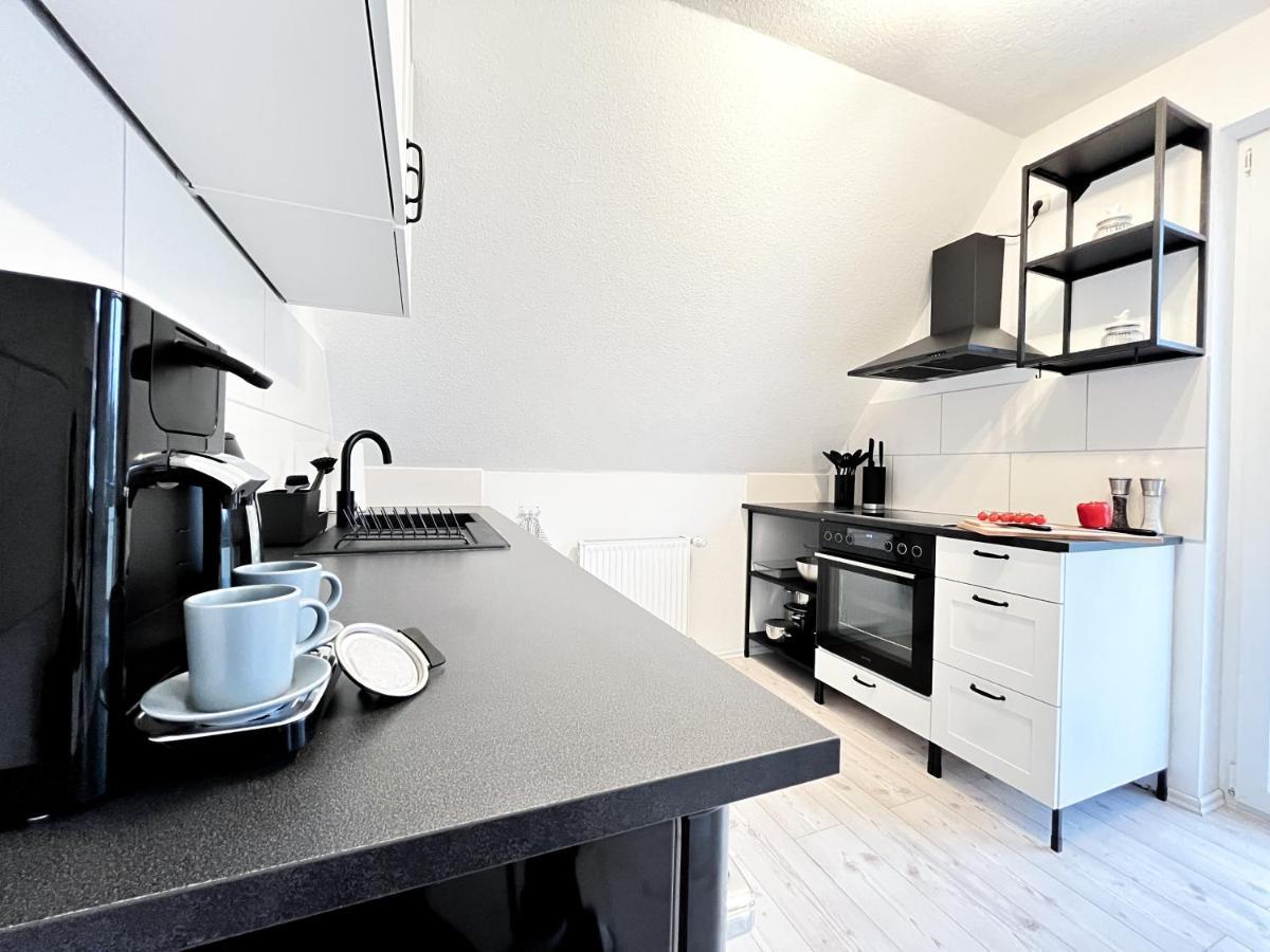 Apartamento Stylisches Mit Balkon Und Kostenlosem Parkplatz + 2 Schlafzimmer + Flexibler Check-in *