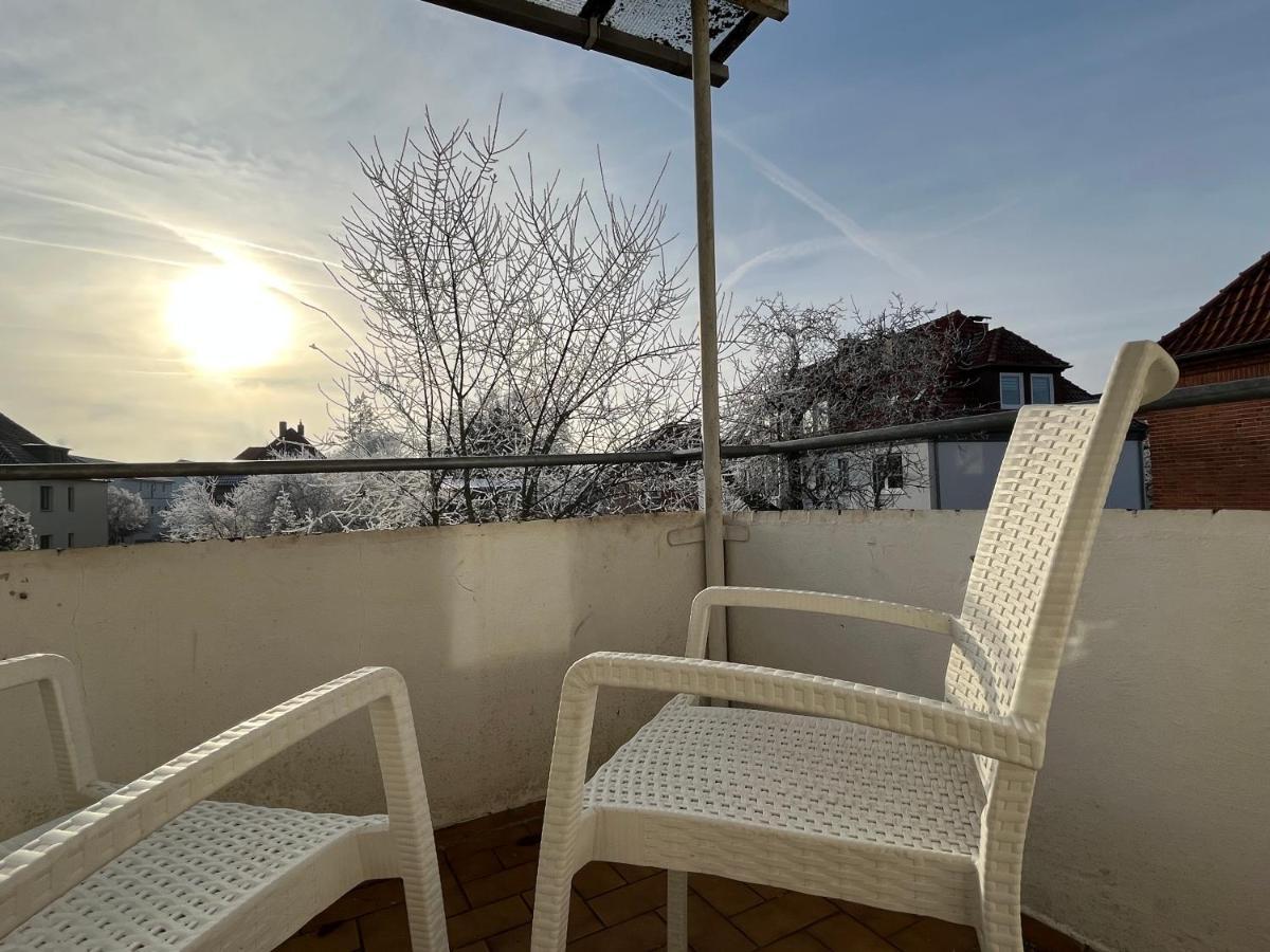 Apartment Stylisches Mit Balkon Und Kostenlosem Parkplatz + 2 Schlafzimmer + Flexibler Check-in Celle